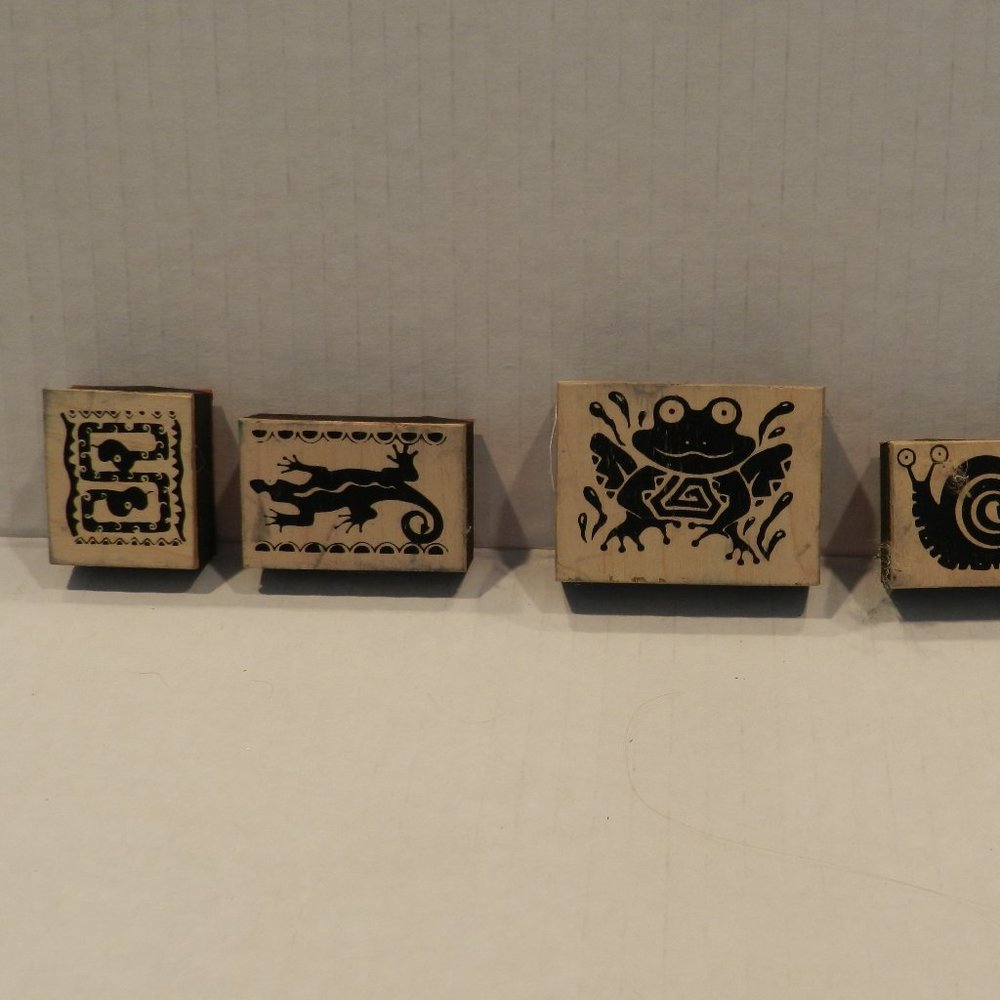 Set of 6 "Reptiles" craft stamps, size 1" to 2", lightly used